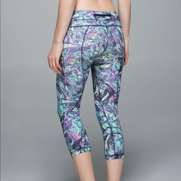 lululemon athletica Pants - Lululemon Inspire Crop II All Full-On Leggings